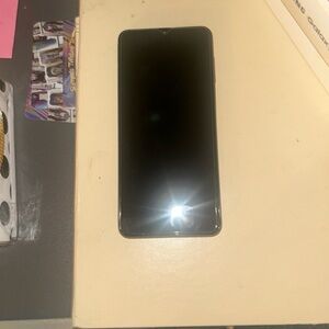 “Send Ur Price” Samsung Galaxy A10 - Red ♥️